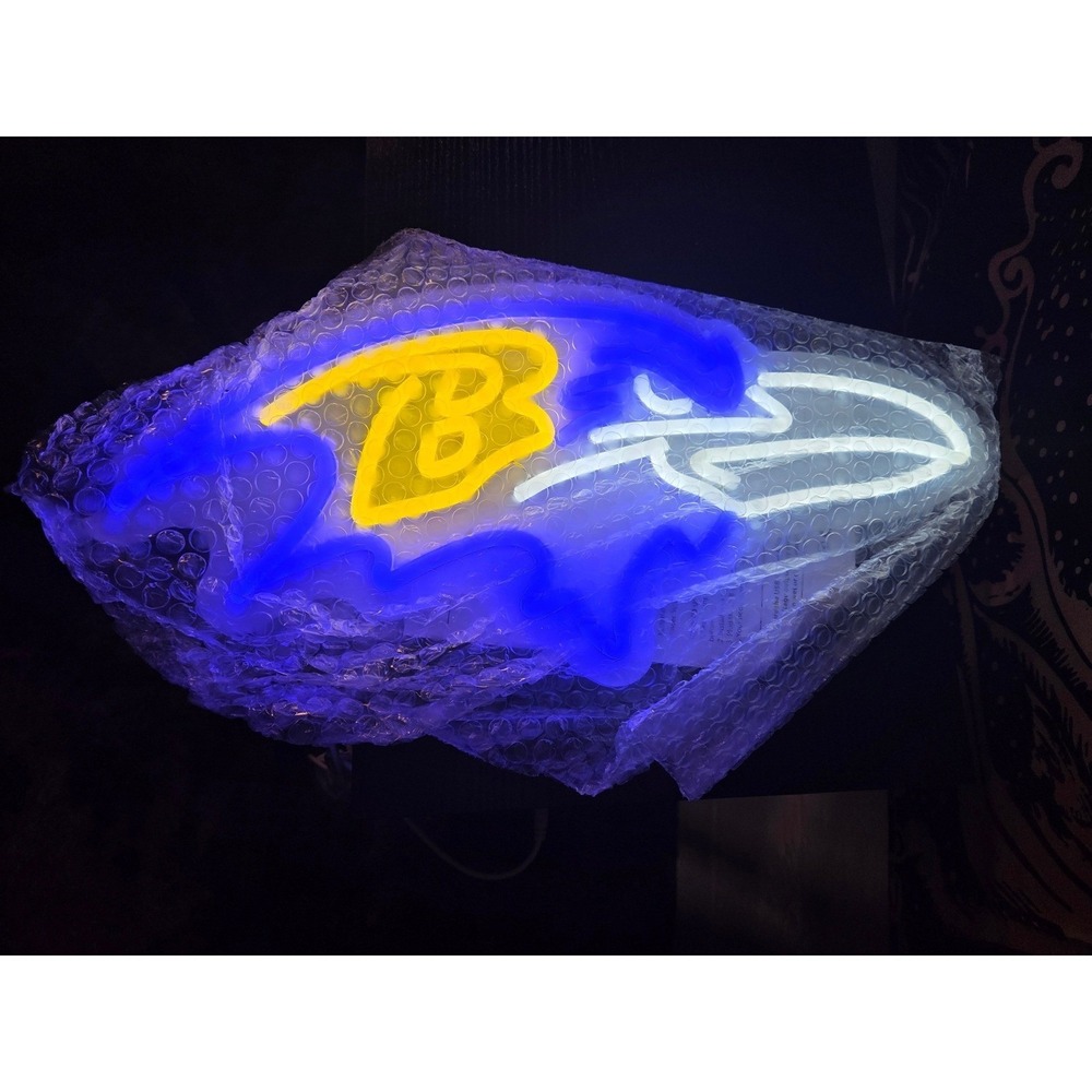 Football/Rugby LED Neon Wall Light USB Powered Football Sign Game Room Decor